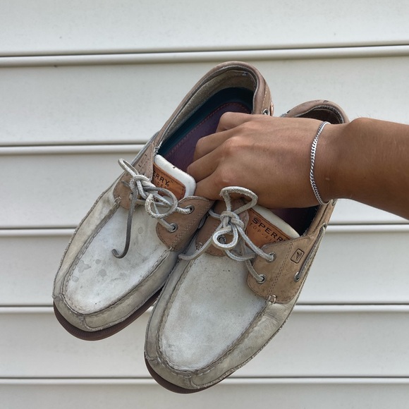 SPERRY ORIGINAL BOAT SHOE. CONDITION IS USED. SZ 11. - Picture 2 of 3